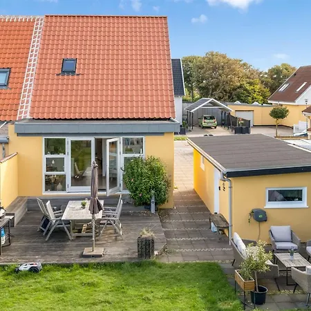 Holiday home Aswaldi - 1km From The Sea In Nw Jutland By Interhome *